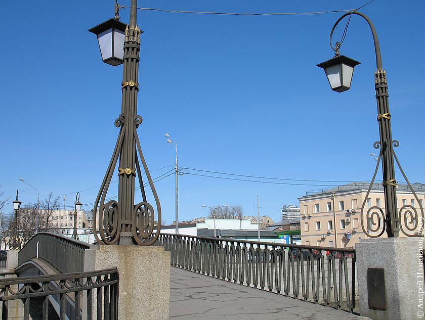 Таракановский мост, красивые фонари, фонарные столбы, необычнае фонари, городское освещение, фанари