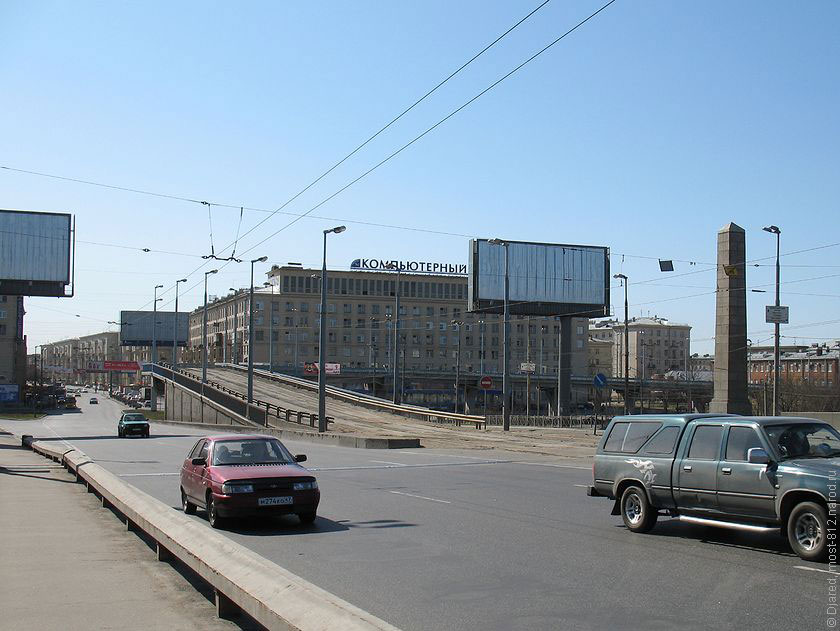 проезжая часть, двухуровневая эстакада на Володарском мосту, заезд с Ивановской улицы